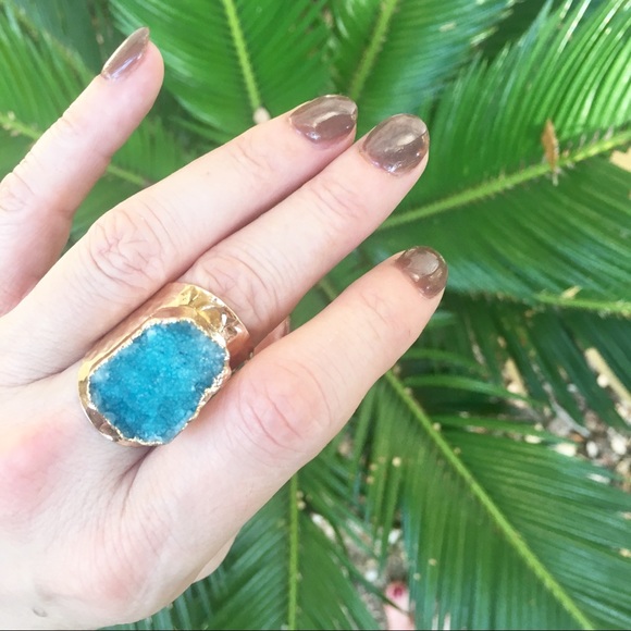 Druzy Quartz Ring - Picture 4 of 4